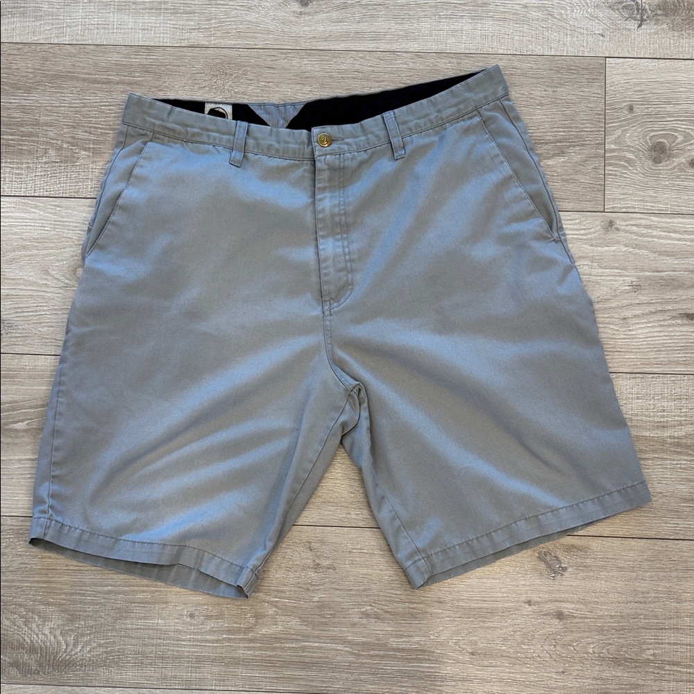 Men's Volvo Frickin Chino Light Grey Shorts size 36